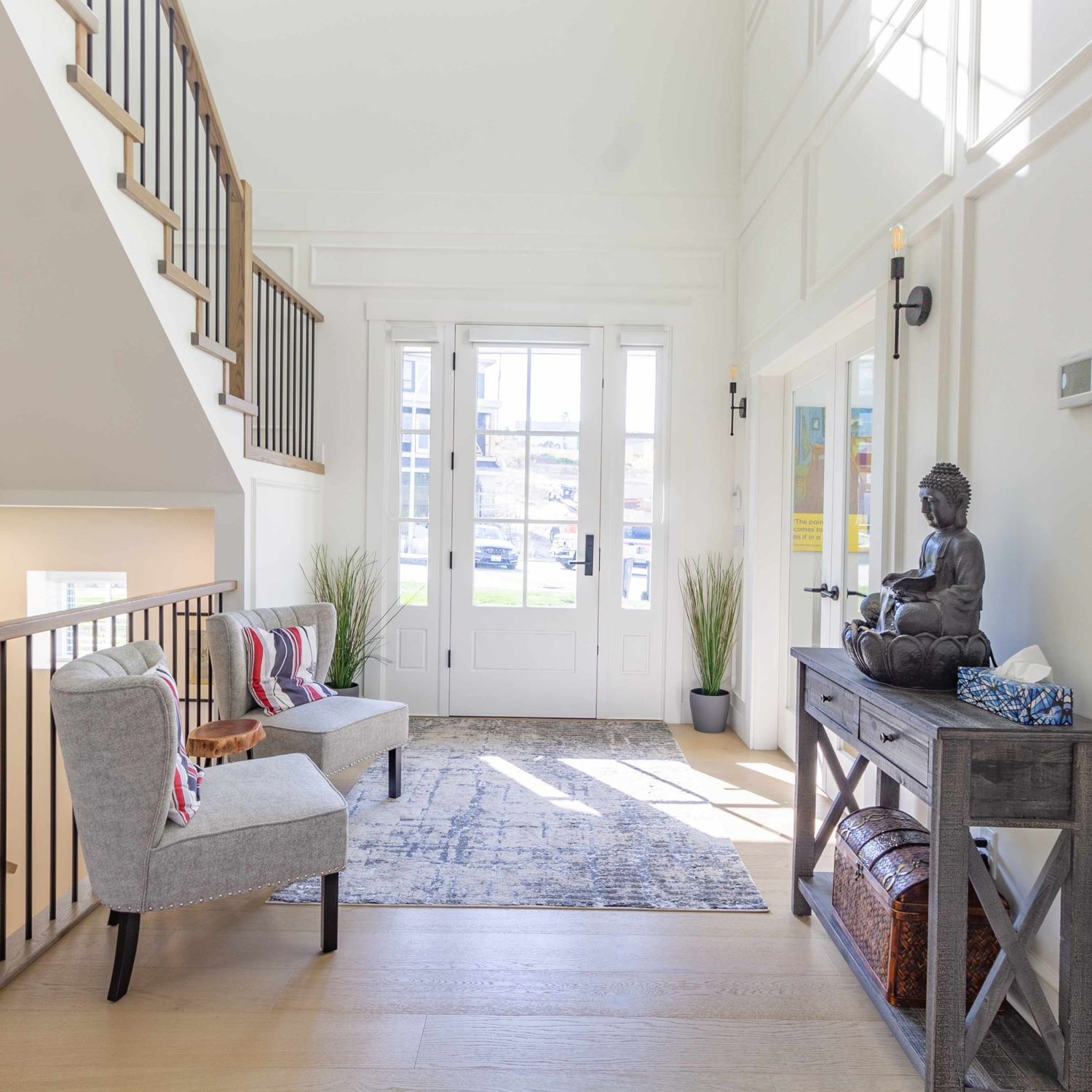 Home fragrances for small rooms - with calming entry way